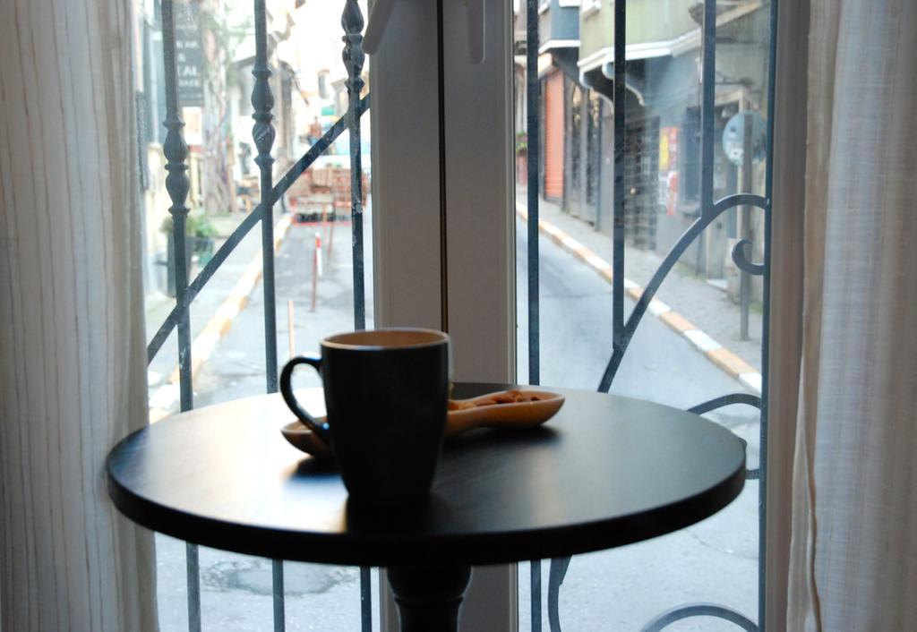 Jumba Hostel Istanbul Exterior photo